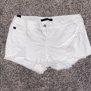 KanCan White Shorts - Size 27
